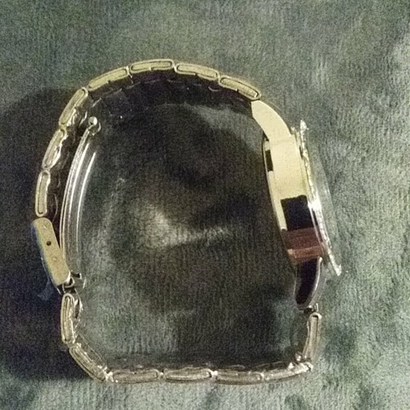 Silver Stainless steel quartz calendar watch - Picture 7 of 7